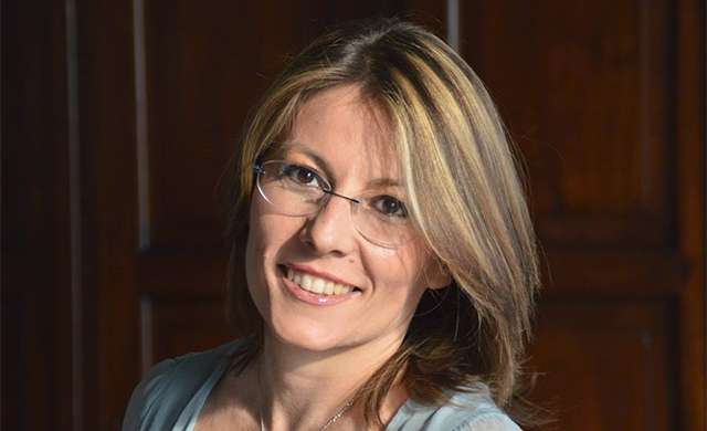 Sara Rattaro ospite della Libreria La Storia