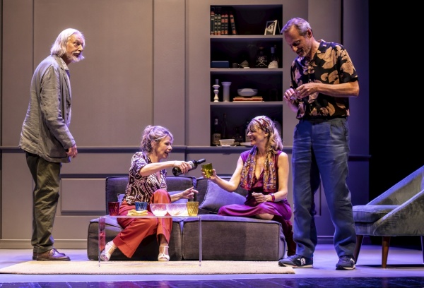 Commedia: VICINI DI CASA